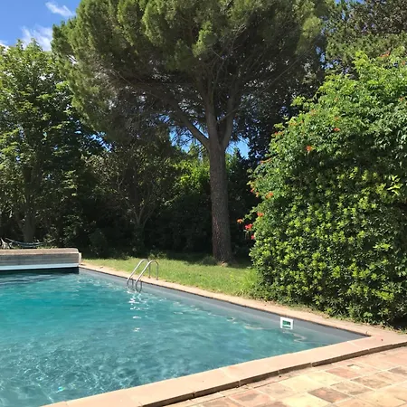 Le Mas Des Figuiers Arles Exterior photo